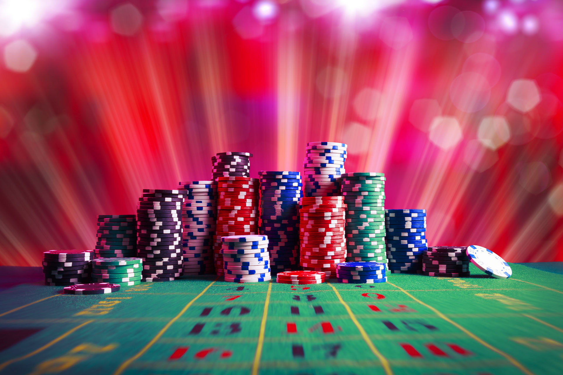 Poker Ellerinizi Güçlendirme Rehberi: Stratejik Analiz